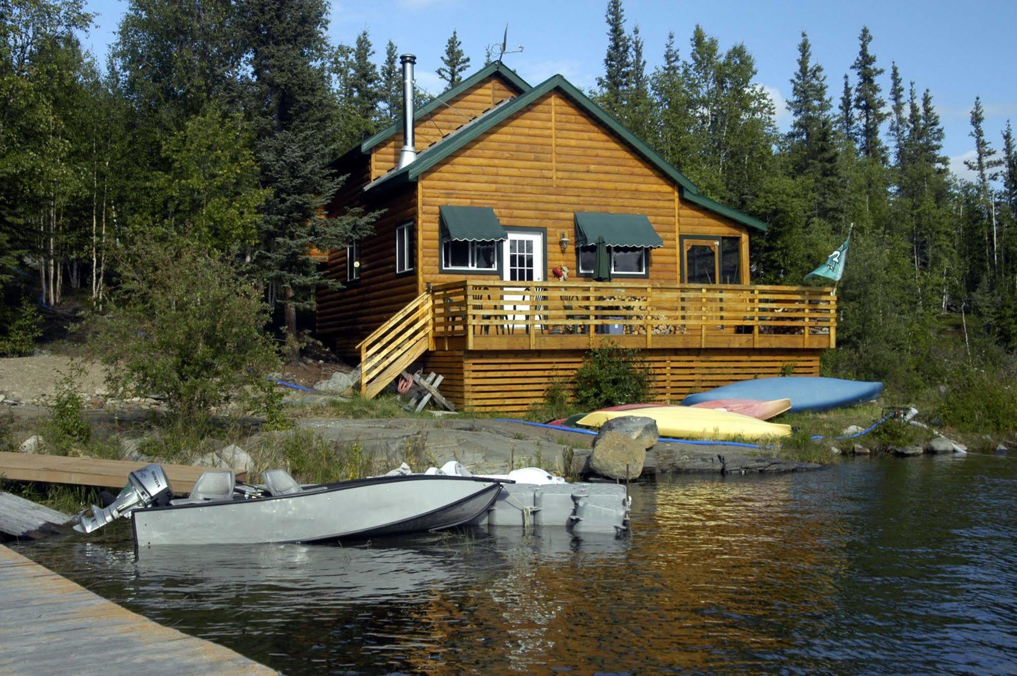 Yellow Dog Lodge, Inc. Yellowknife Exterior foto