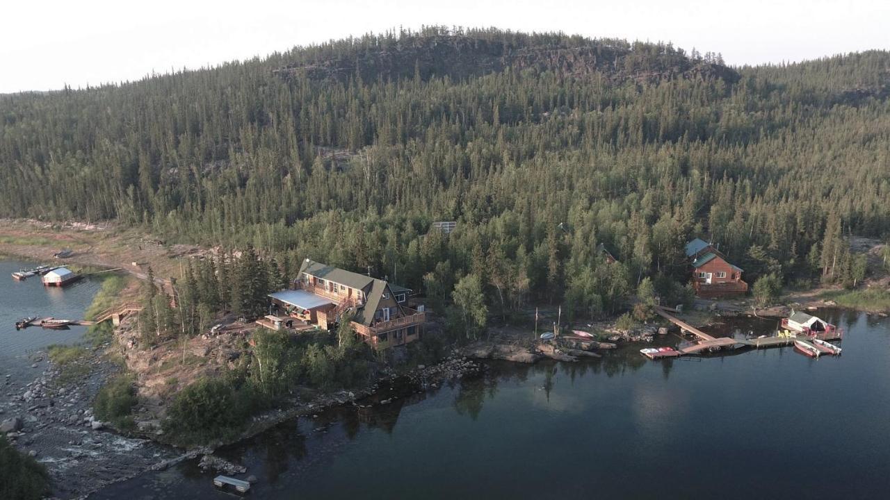 Yellow Dog Lodge, Inc. Yellowknife Exterior foto