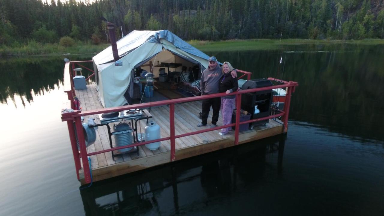Yellow Dog Lodge, Inc. Yellowknife Exterior foto